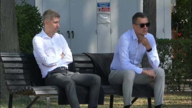 Milan, Maldini e Massara osservano l'allenamento