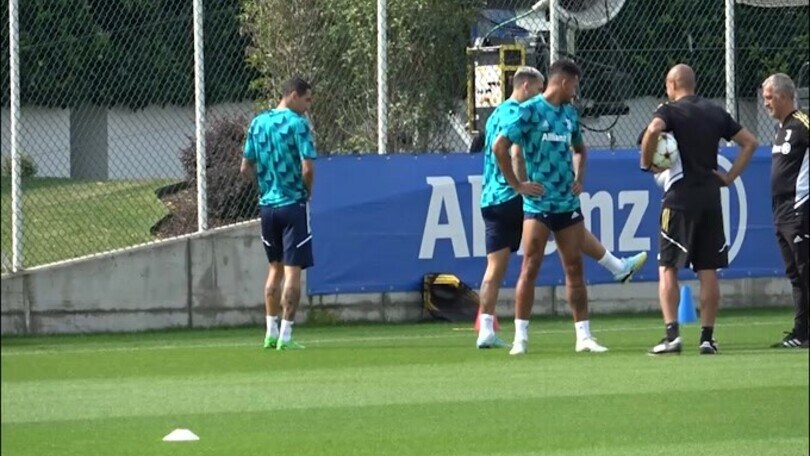 Juventus, allenamento in vista del Benfica