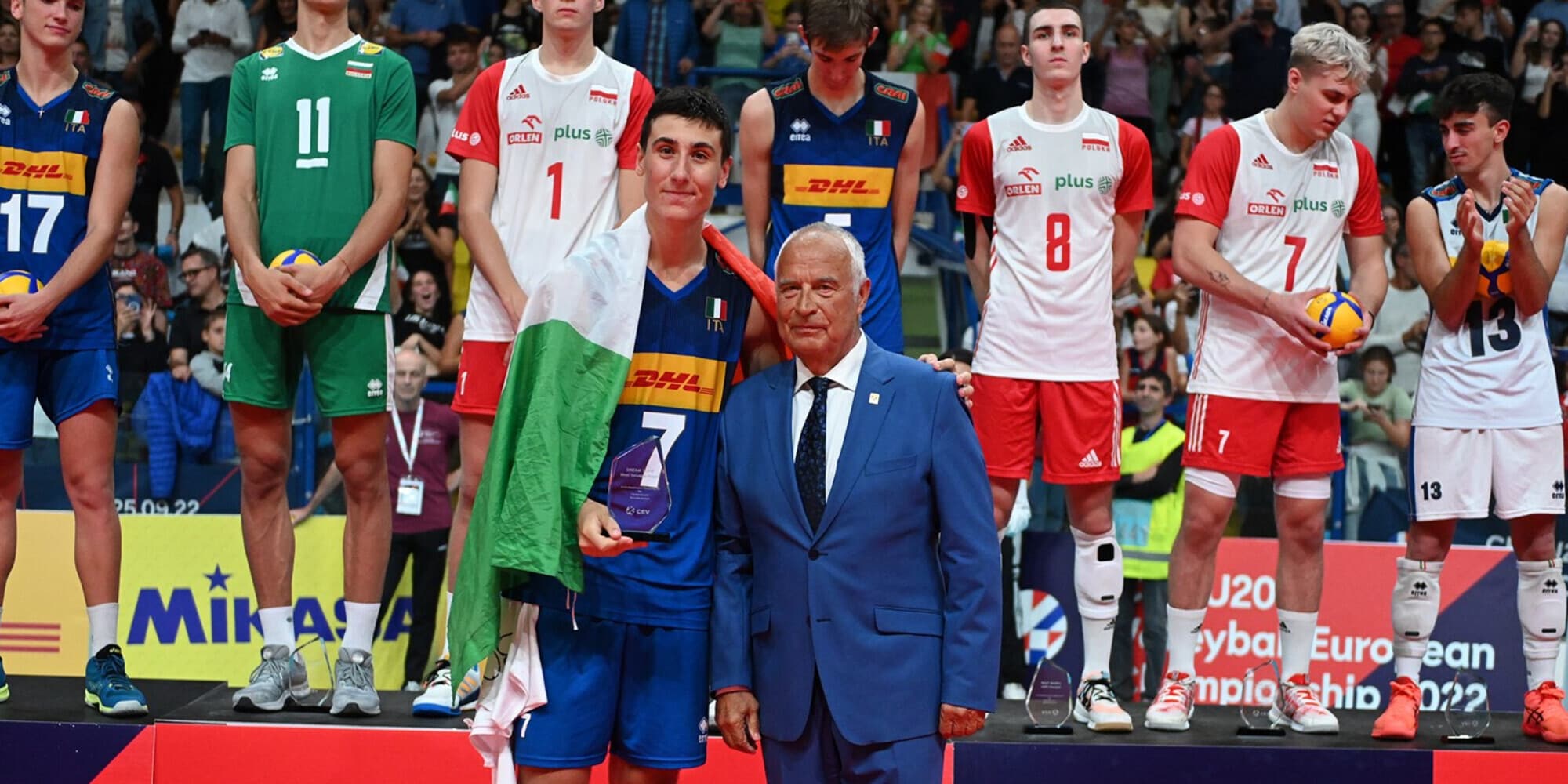 Volley - Bovolenta nel segno del padre