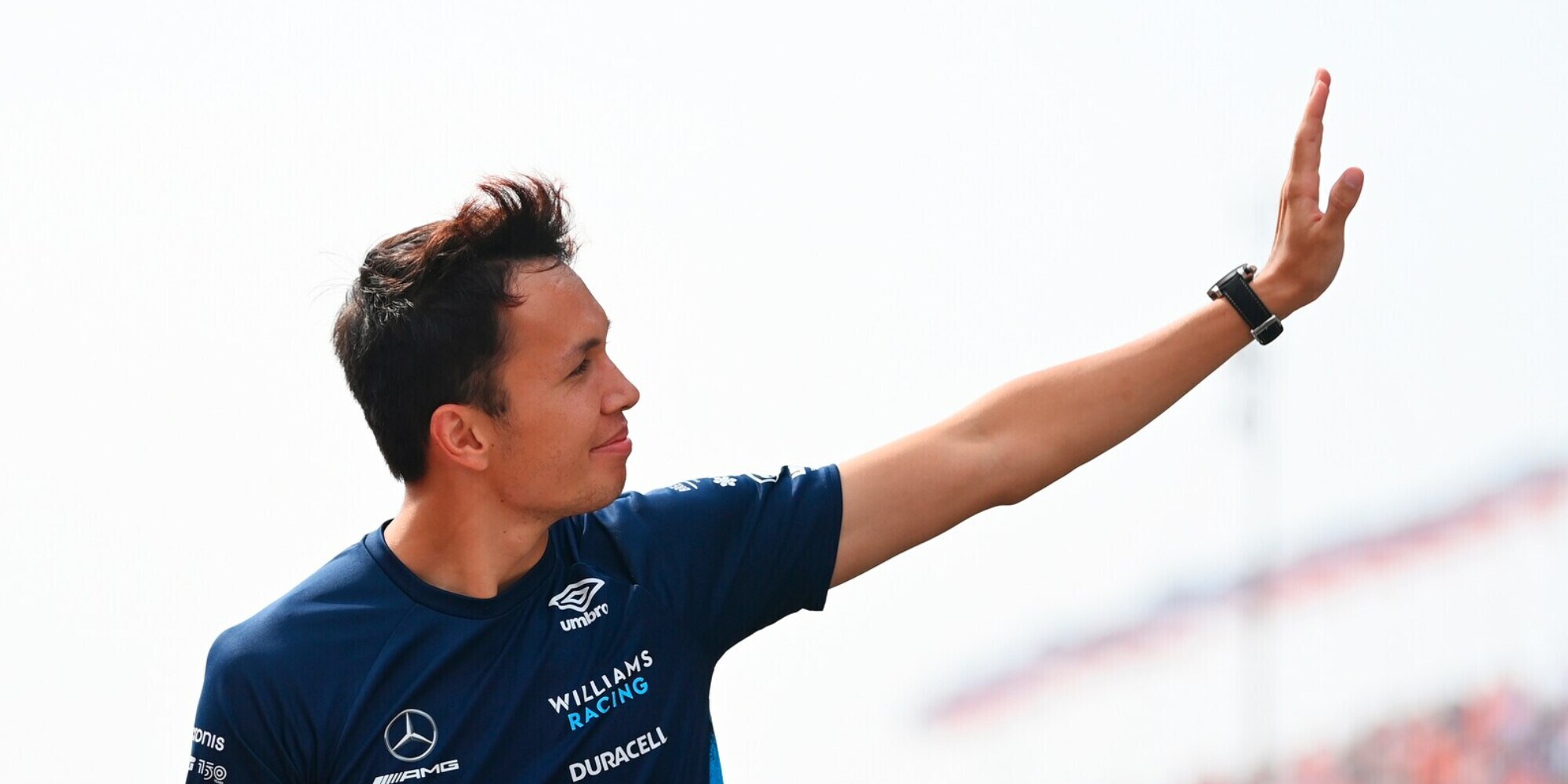 F1, Albon rientra a Singapore: "Pista impegnativa, ma sono pronto"