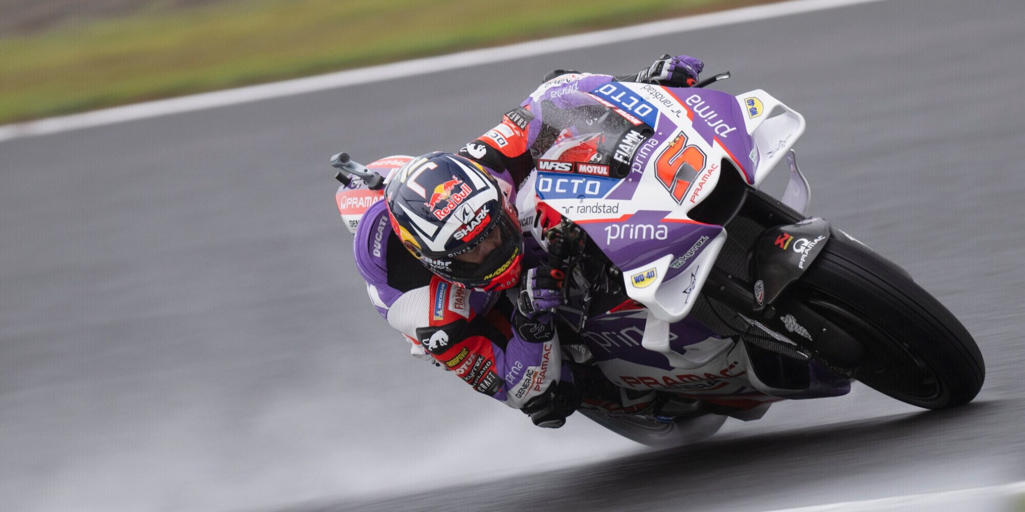 MotoGp, Gp Thailandia: Zarco comanda le libere 4, Bagnaia tredicesimo