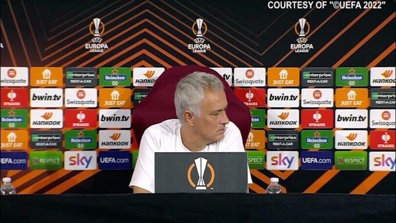 Mourinho: "Nel van si soffre di più"