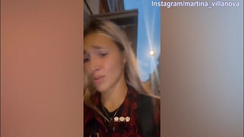 La denuncia di Martina Villanova: "I tifosi del Chelsea sono scesi e hanno sputato.."