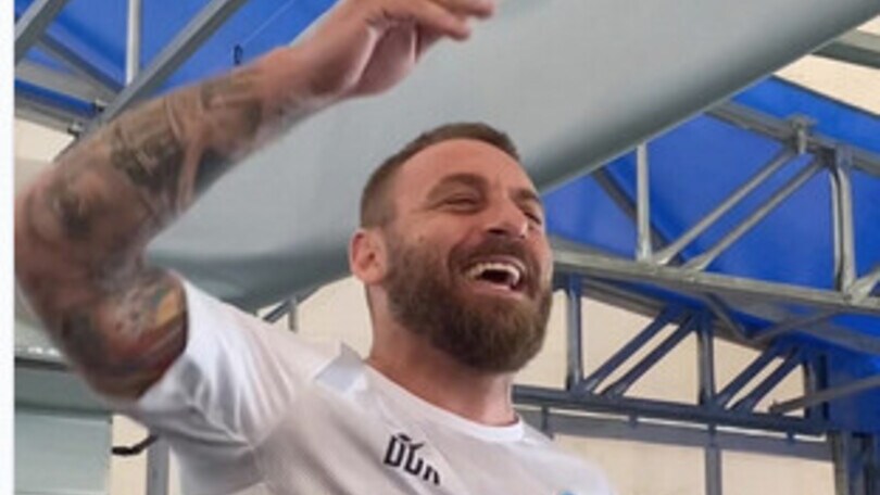 De Rossi alla Spal, che sgurz: "Tanto pe' cantà"