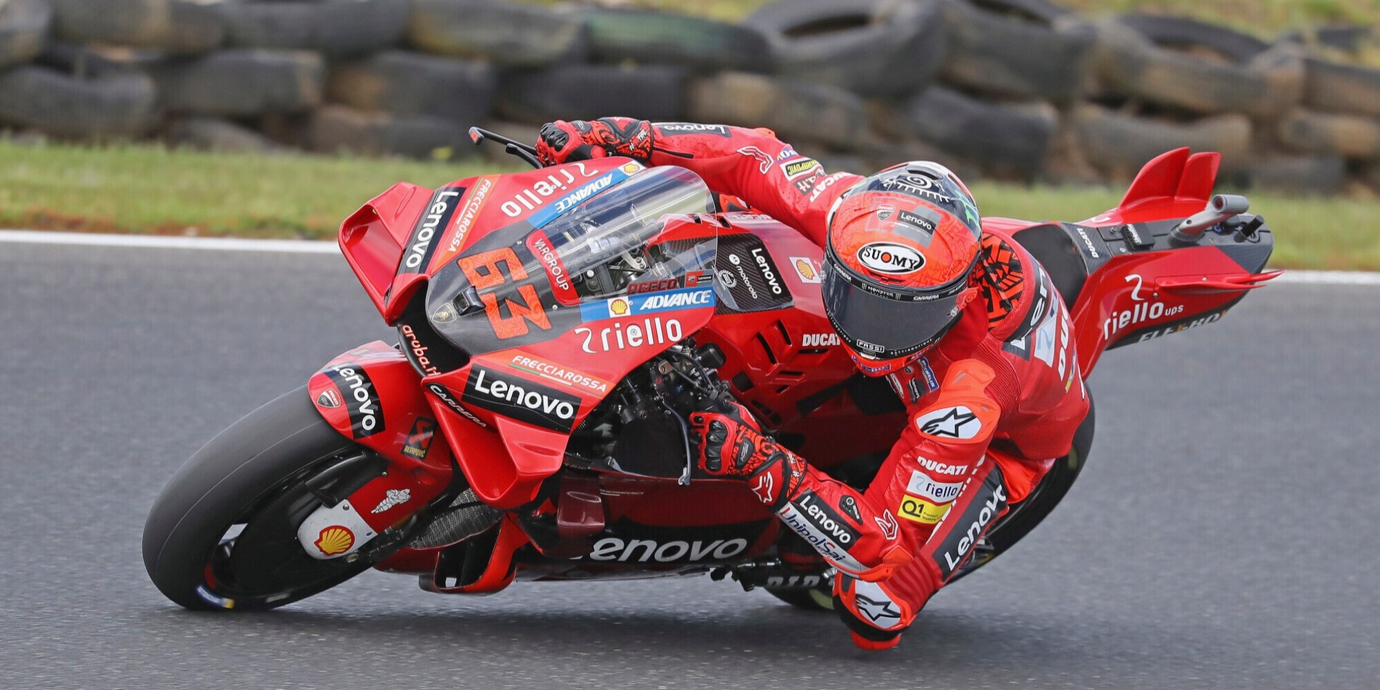 MotoGp: Bagnaia terzo in Australia e nuovo leader del Mondiale. Vince Rins