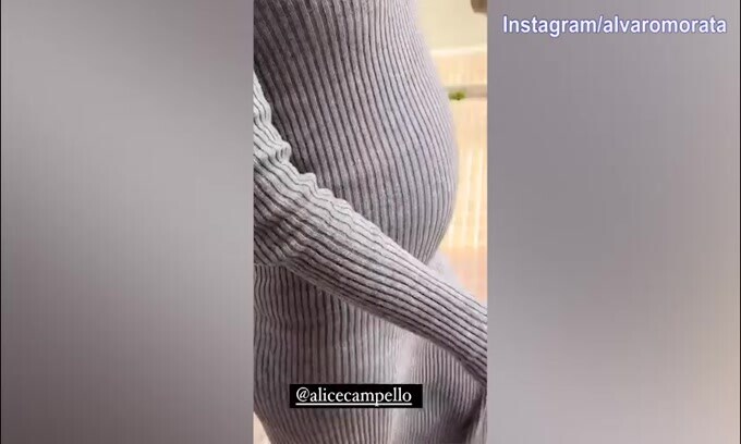 Morata, ma che fai? Lo spagnolo prende in giro Alice...
