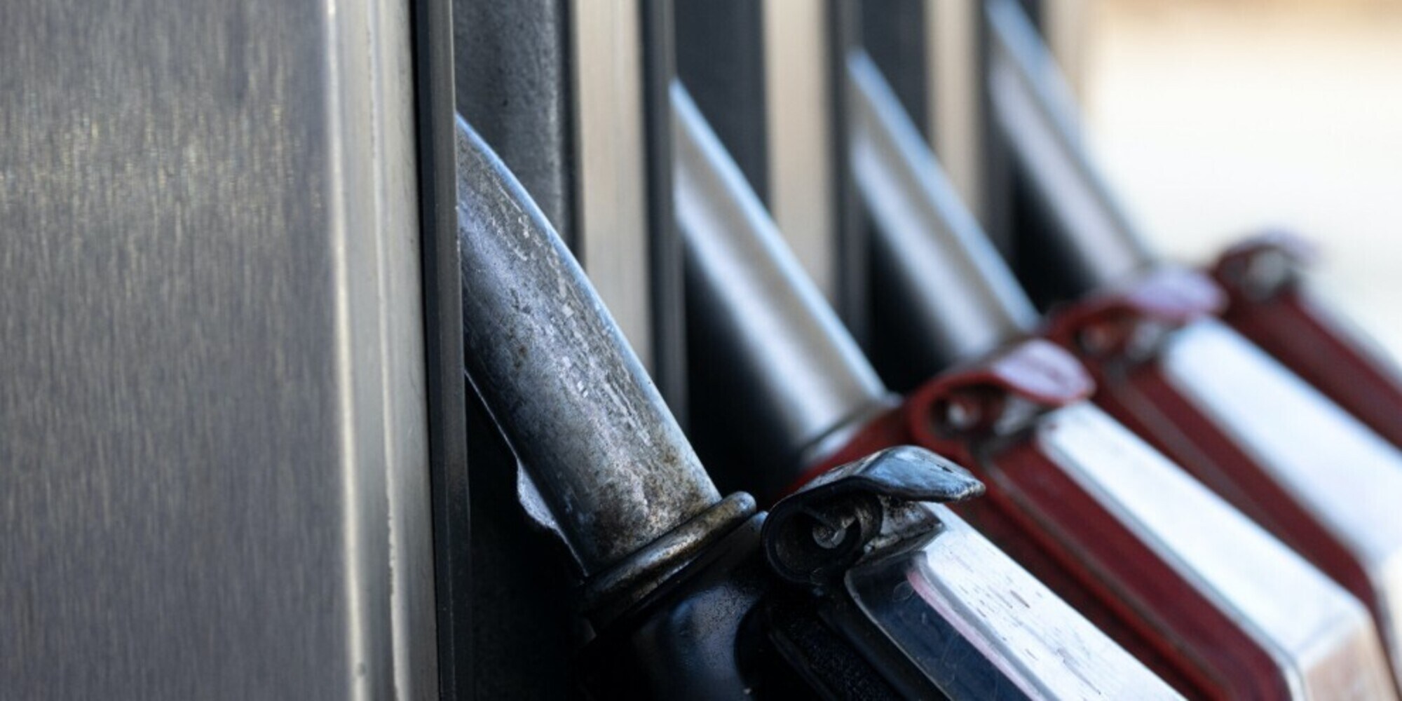 Caro benzina, il Cdm prolunga taglio accise: scadenza il 18 novembre
