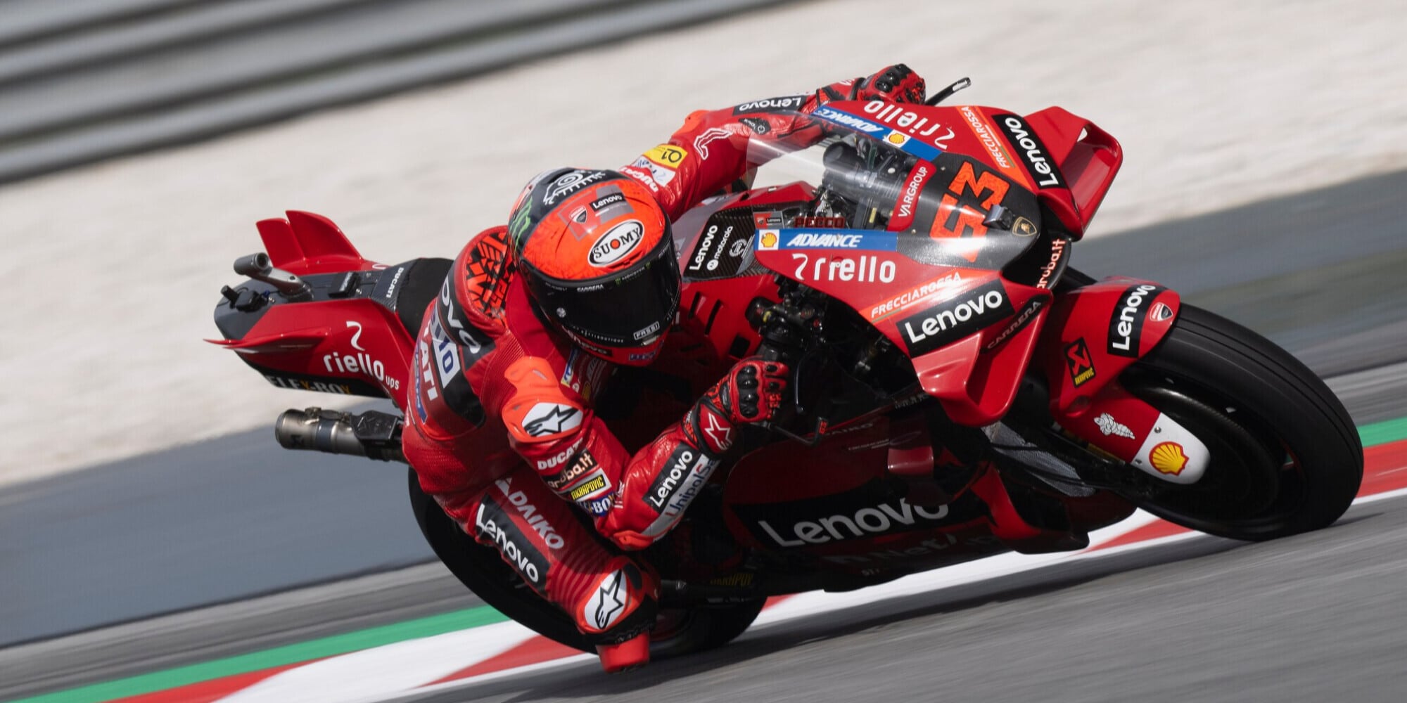 MotoGP, Bagnaia vince in Malesia con Quartararo 3°: a Valencia la resa dei conti
