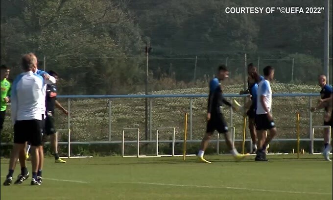 Napoli, a Castel Volturno il pensiero è ai Rangers Glasgow