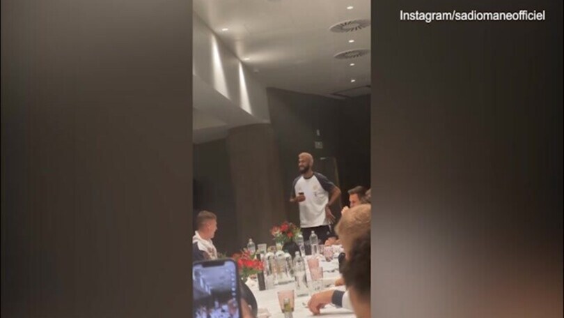 Bayern, Choupo Moting festeggia il gol... cantando!