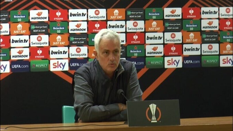 Mourinho: "Nulla di straordinario nell'essere arrivati secondi"