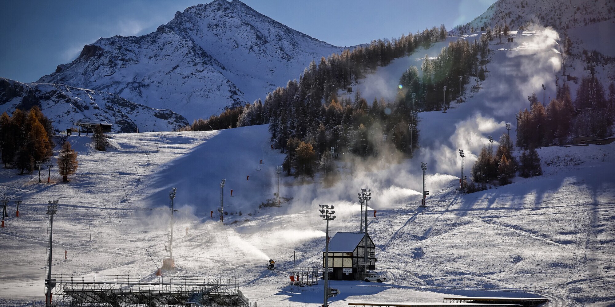 Vialattea: prima neve sulle piste in quota