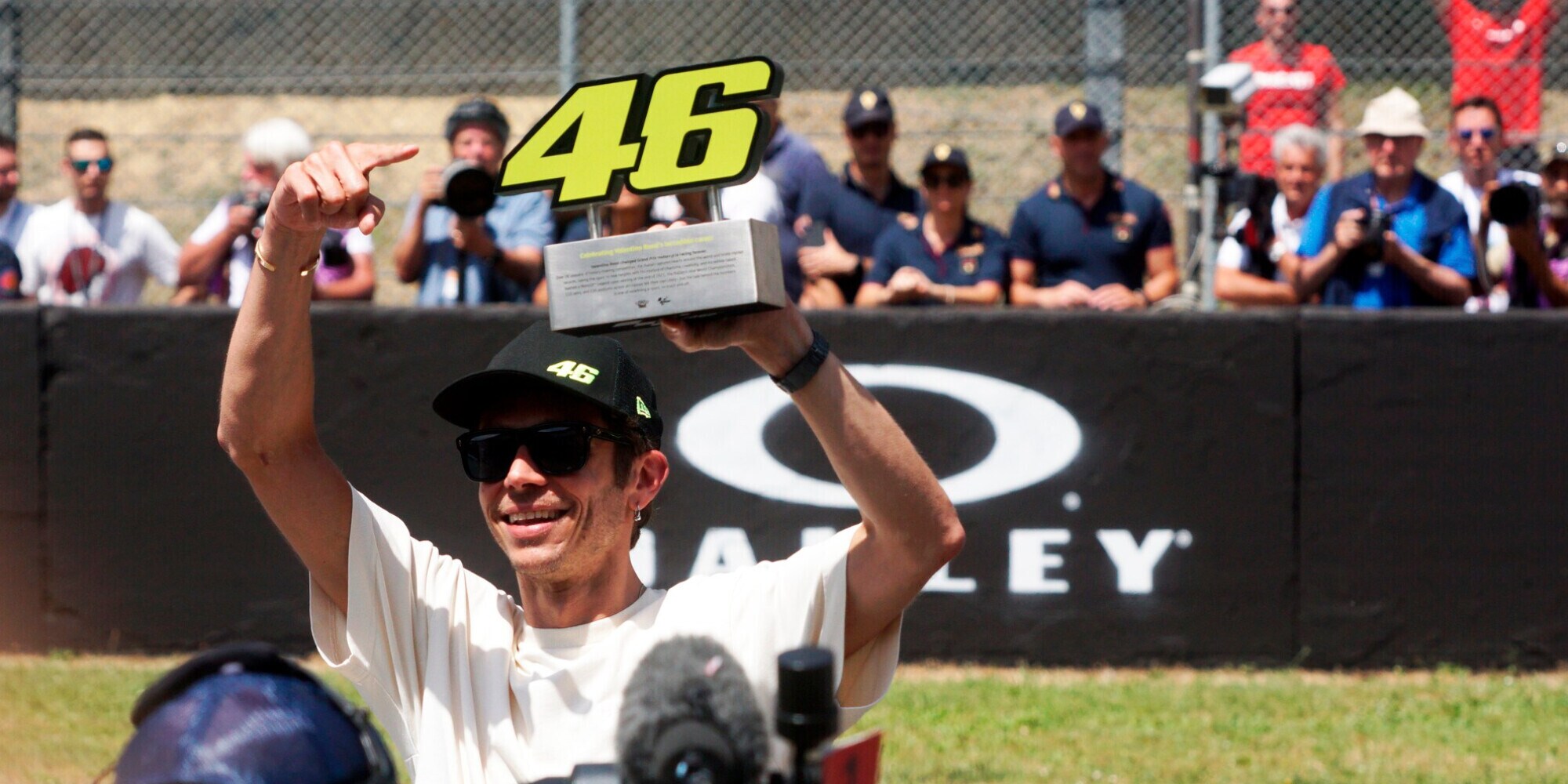 MotoGP: Valentino Rossi arrivato a Valencia per tifare Bagnaia