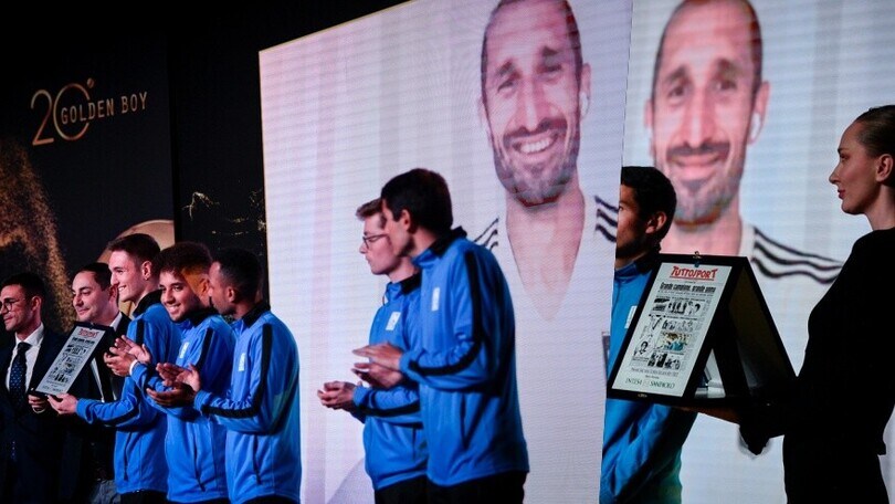 Golden Boy Awards, gli Insuperabili ritirano il premio per Chiellini
