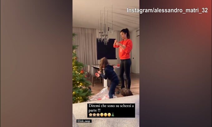 Matri non ci crede: Federica Nargi è già in clima...natalizio