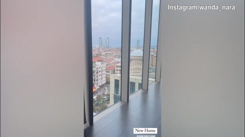 Wanda Nara mostra la nuova casa di Milano