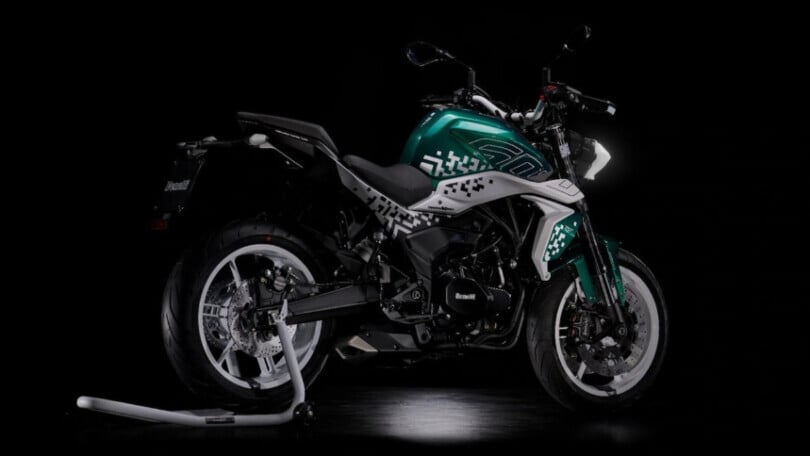 Nuova Benelli TNT 500