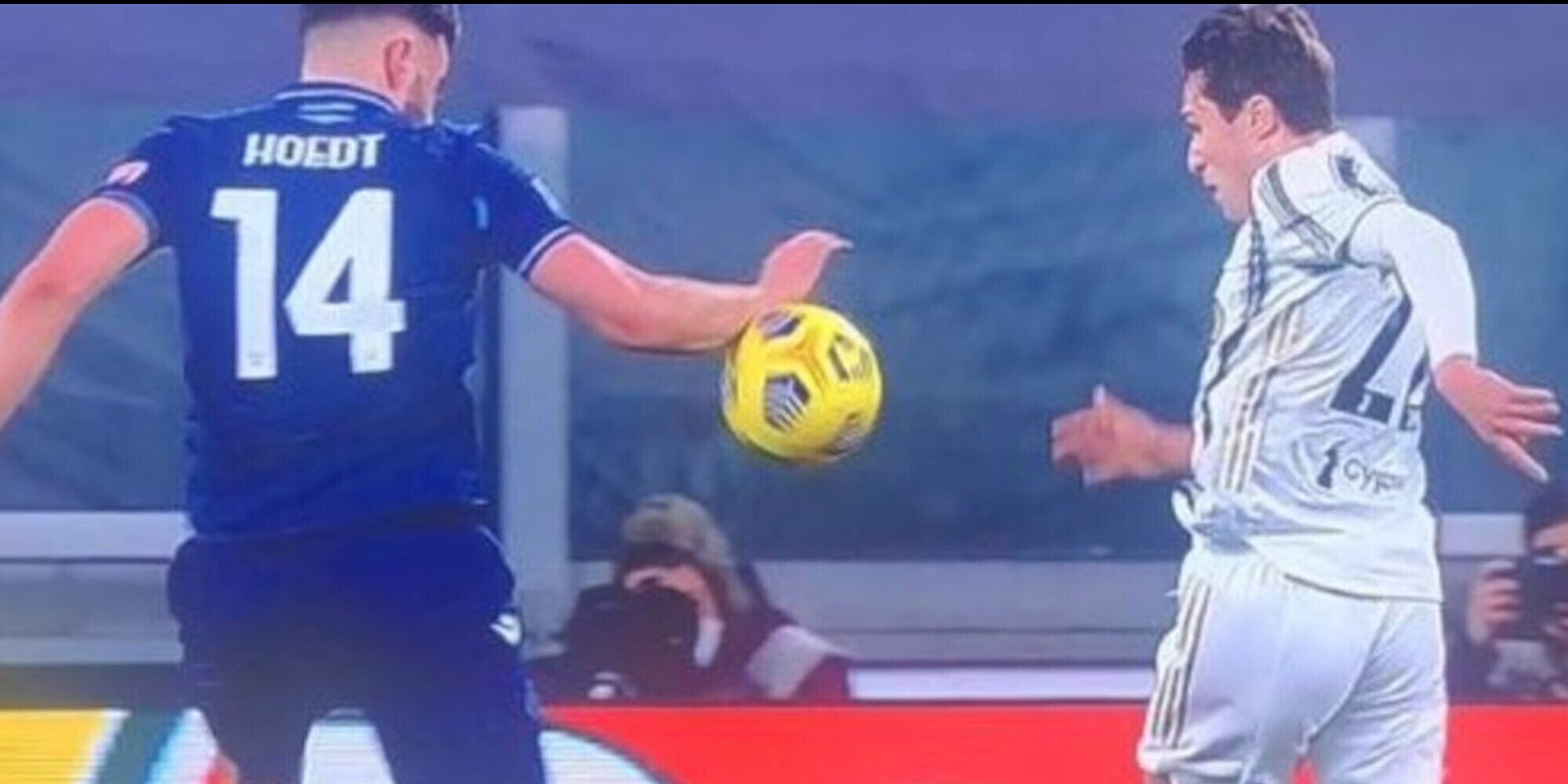 Juventus-Lazio, arbitra Massa. Quel precedente con Hoedt come Danilo