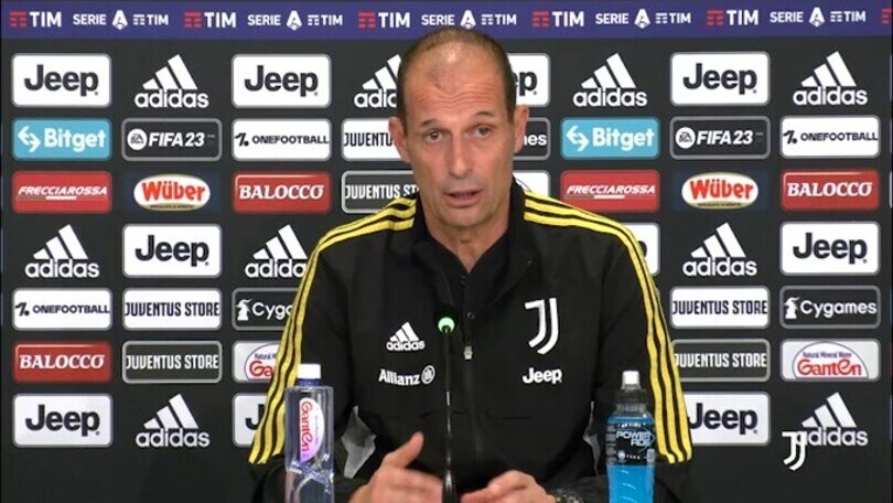 Allegri su Sarri: "Caratterialmente siamo agli opposti"
