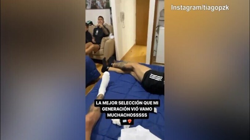 Argentina, Paredes e Di Maria cantano in stanza