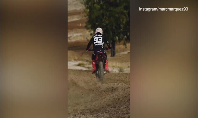 Marquez passione motocross: "Gasssss!"