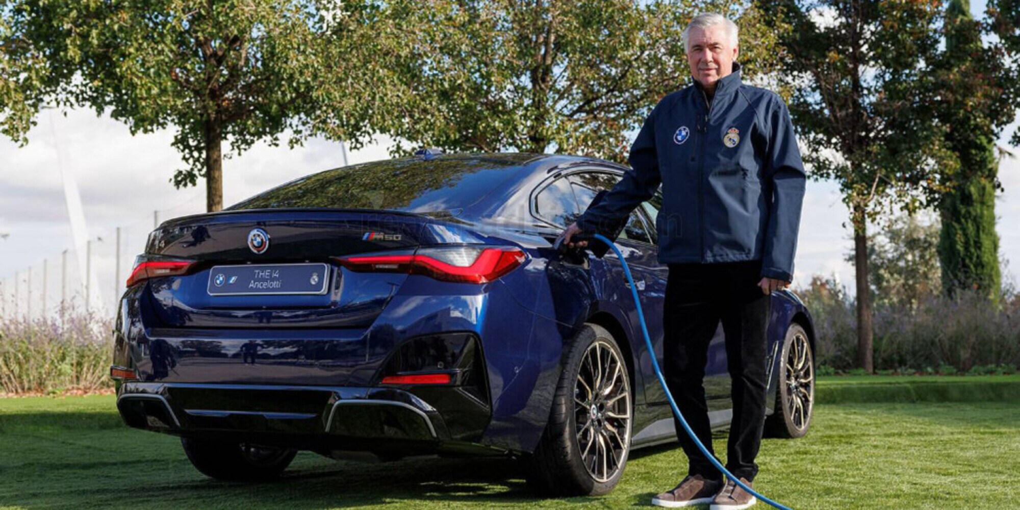 Benzema, Ancelotti e non solo: BMW regala auto costosissime al Real Madrid