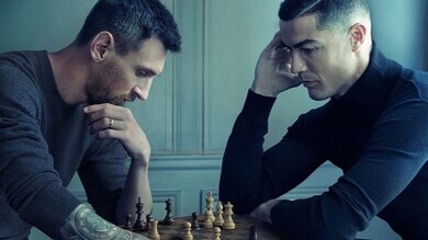 Messi e Ronaldo insieme: la foto che fa il giro del mondo