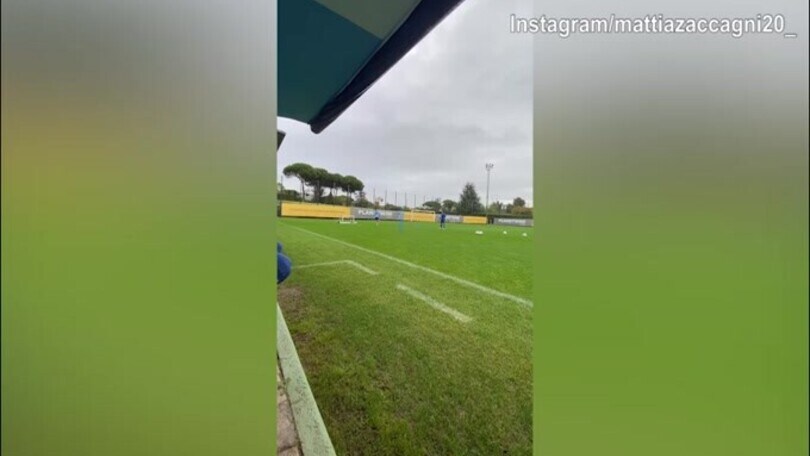 Lazio, per Zaccagni niente vacanze: il calciatore si allena a Formello