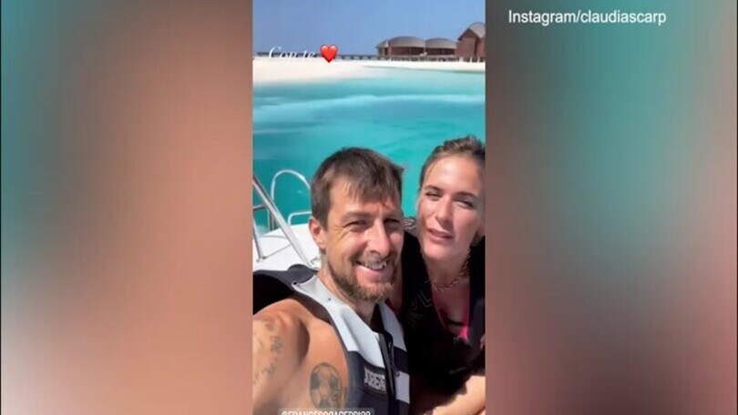 Inter, per Acerbi relax alle Maldive con la sua Claudia