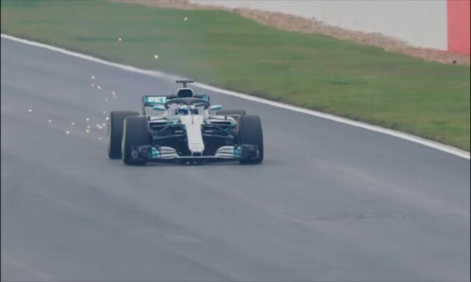 Mercedes, Hamilton conquista il premio "Azione dell'anno" 2022