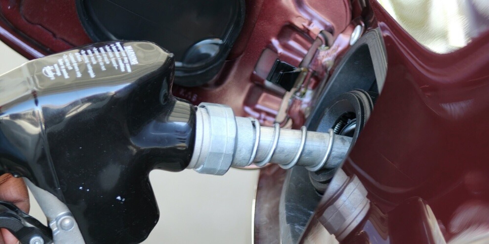 Benzina, Diesel e GPL, prezzi in aumento: ecco da quando