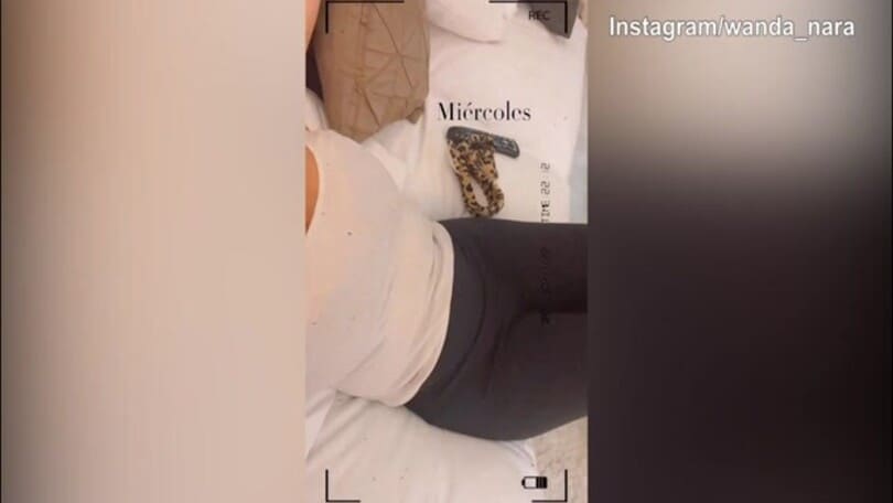 Wanda Nara dà la buonanotte così...