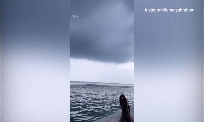 Roma, Abraham si riposa al mare