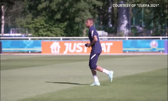 Le Parisien: "No alla conferenza, solo un richiamo dalla Fifa per Mbappé"