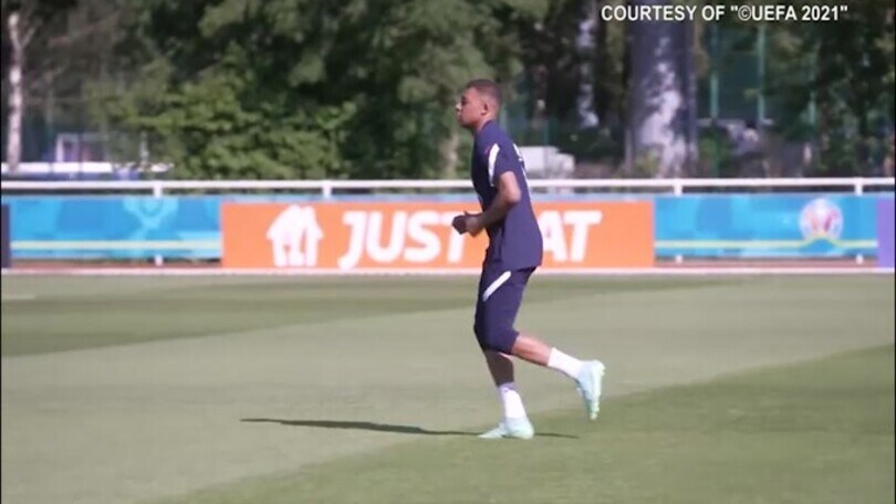 Le Parisien: "No alla conferenza, solo un richiamo dalla Fifa per Mbappé"