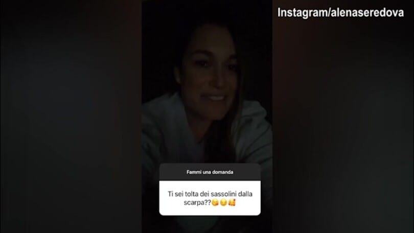 Alena Seredova risponde ai fan: "Preferisco avere la mia dignità..."