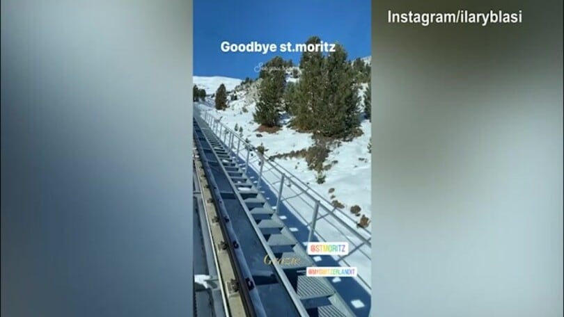 Ilary Blasi saluta: "Ciao Saint Moritz"
