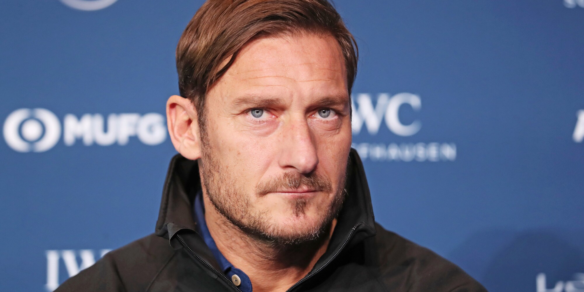 Fece foto a figlia di Totti in bikini: 'Gente' denunciato all'Ordine dei Giornalisti