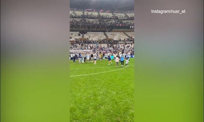 Argentina campione, tra gli "invasori" di campo c'è anche Nusret