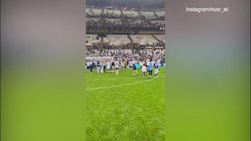 Argentina campione, tra gli "invasori" di campo c'è anche Nusret