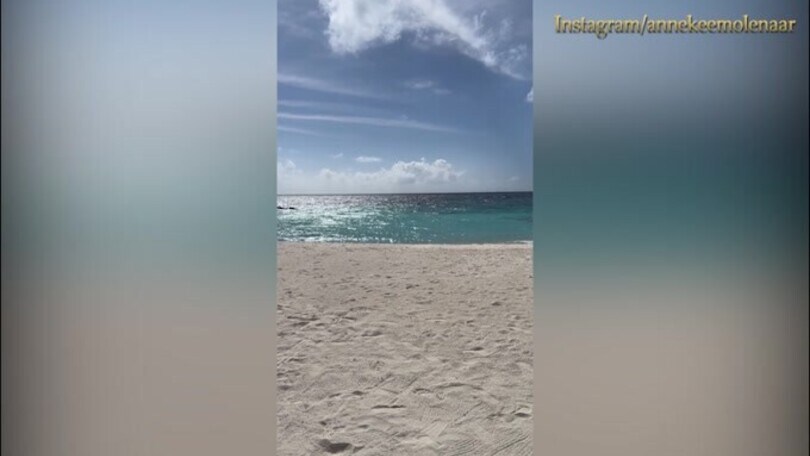 De Ligt, le vacanze con Annekee sono un sogno