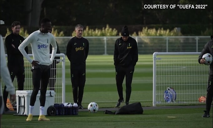 Tottenham, Conte temporeggia sul rinnovo