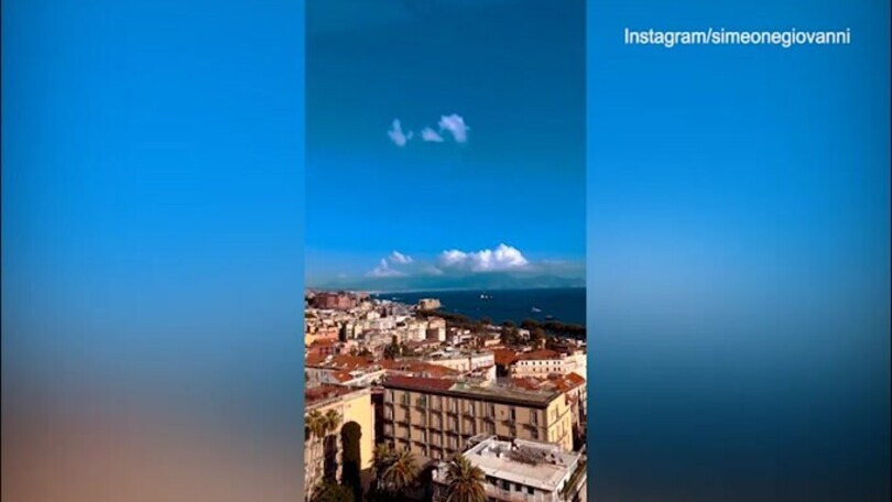 Napoli, gli auguri di Simeone alla città con la canzone di Pino Daniele