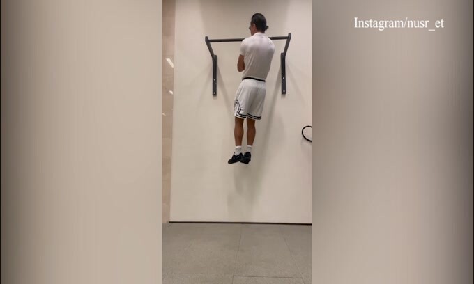 Salt Bae in splendida forma, ecco il segreto
