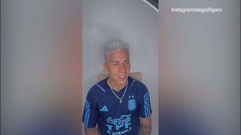 Argentina, Enzo Fernandez mantiene le promesse: ecco il nuovo look