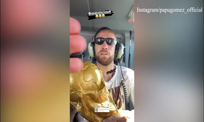 Papu Gomez porta la coppa in alta quota