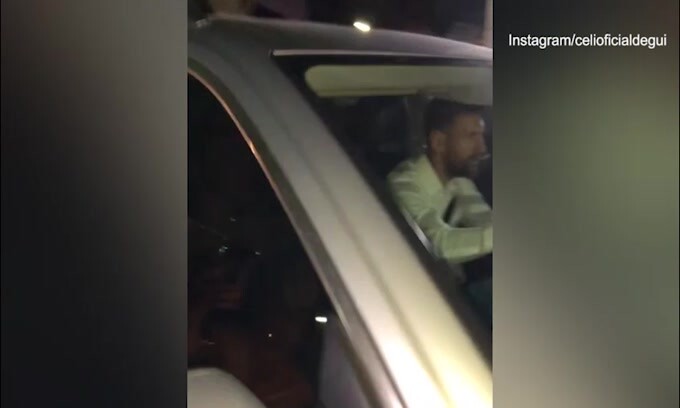 Messi torna a Rosario e resta bloccato per strada!