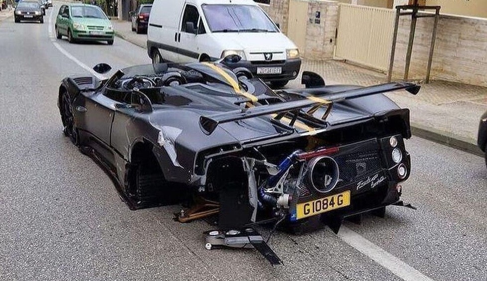 Pagani Zonda da 20 milioni di euro e l'incidente più costoso del 2022