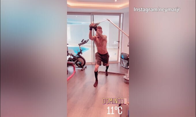 Neymar, super forza in allenamento!
