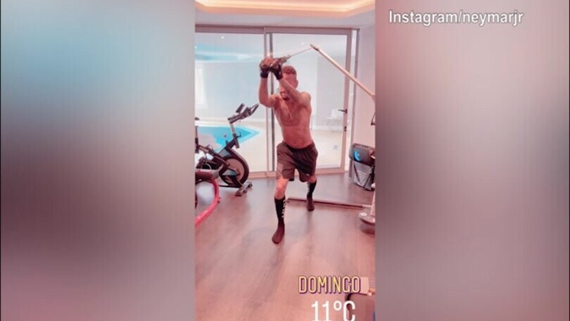 Neymar, super forza in allenamento!